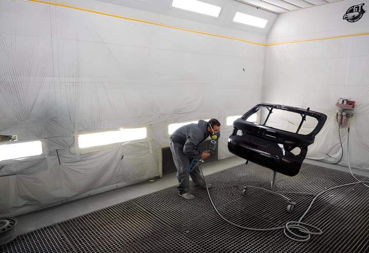 Expertise de peintre carrossier pour une finition parfaite